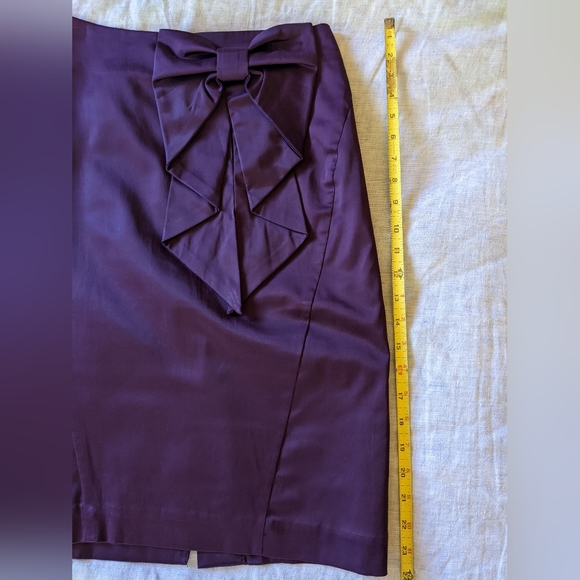 Royal purple pencil skirt H&M size 6 with pretty bow 💜 - Picture 4 of 10
